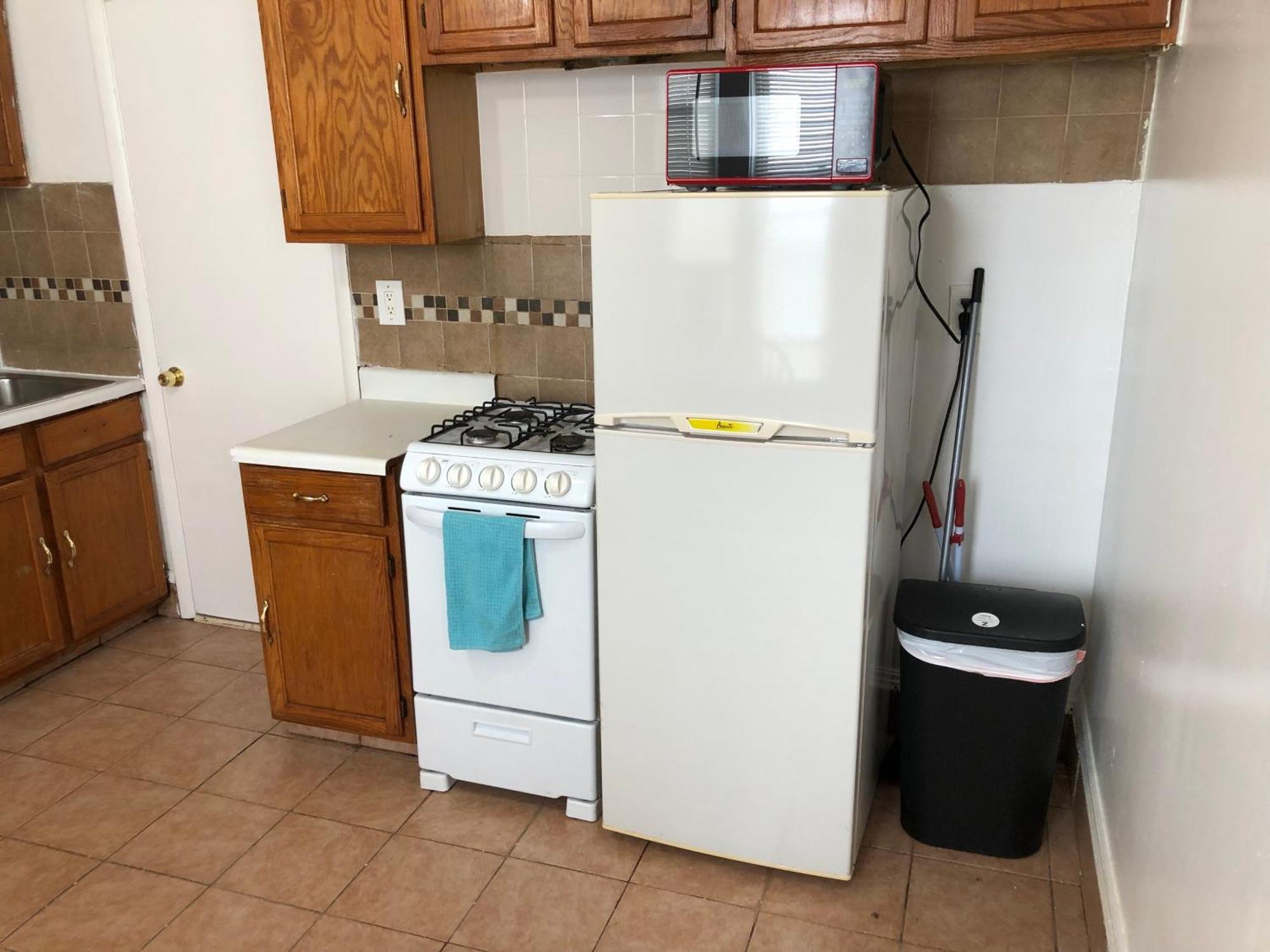 Private 2 Bedroom And 1 Bathroom House In A Quiet Area And Convenient To Nyc Bus And Train بيرث أمبوي المظهر الخارجي الصورة
