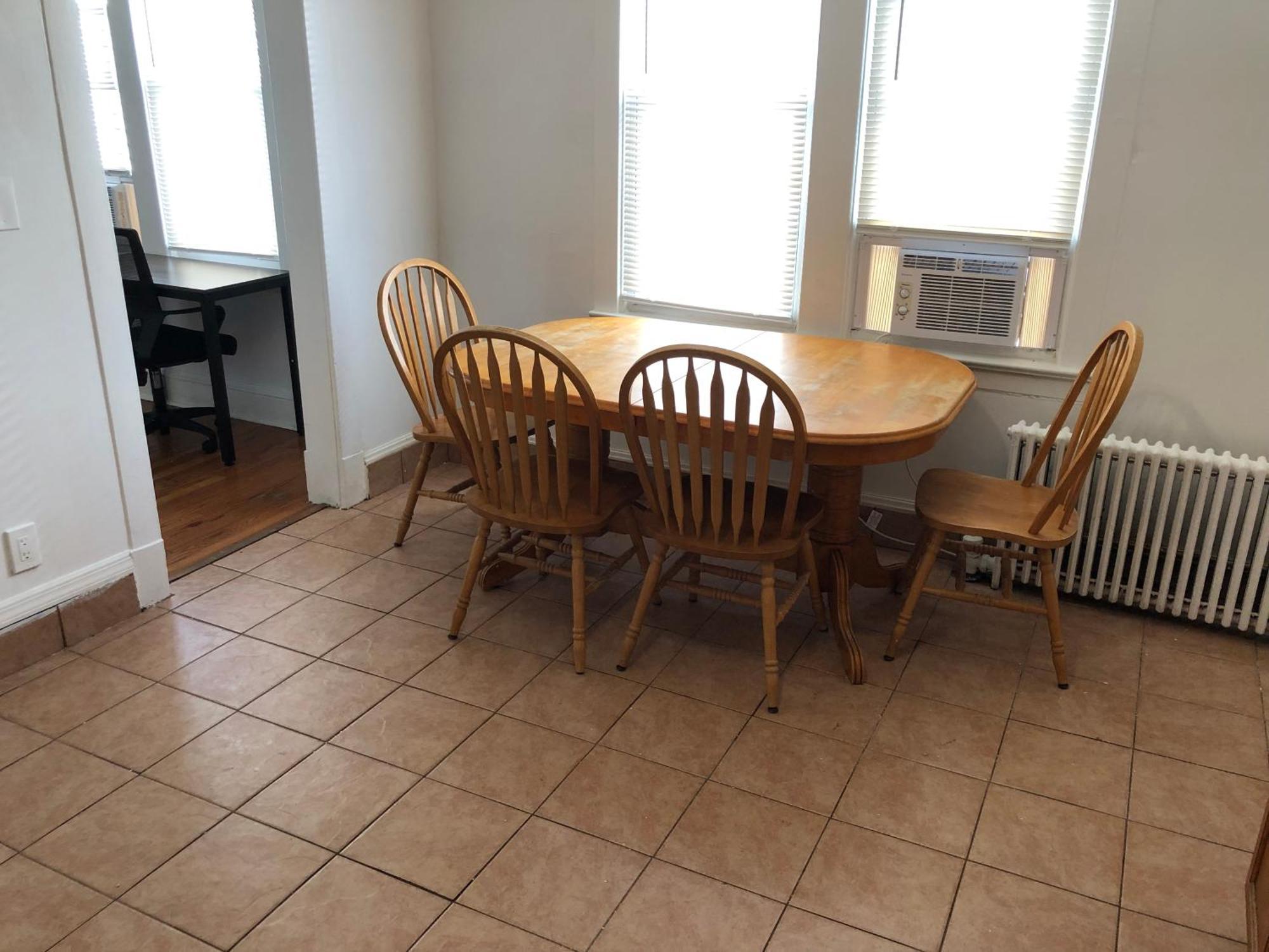 Private 2 Bedroom And 1 Bathroom House In A Quiet Area And Convenient To Nyc Bus And Train بيرث أمبوي المظهر الخارجي الصورة